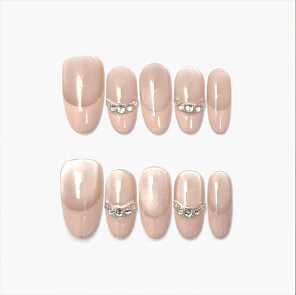 AthenaPress-On Nails – Soft Nude Cat Eye with Gems Chain, Medium Oval Full-Cover Set